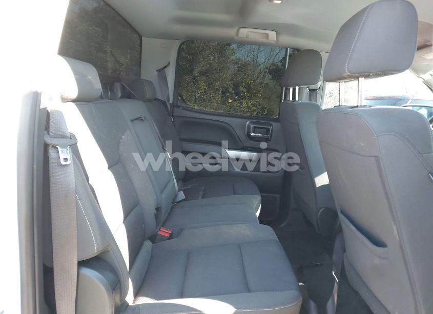 Photo 8 of 2017 Chevrolet Silverado 1500 1LT (VIN 3GCUKREC6HG464324)