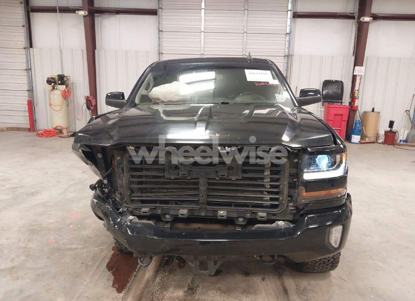 Photo 13 of 2017 Chevrolet Silverado 1500 2LT (VIN 3GCUKREC6HG501307)