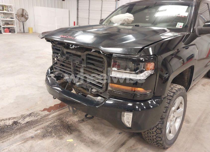 Photo 18 of 2017 Chevrolet Silverado 1500 2LT (VIN 3GCUKREC6HG501307)