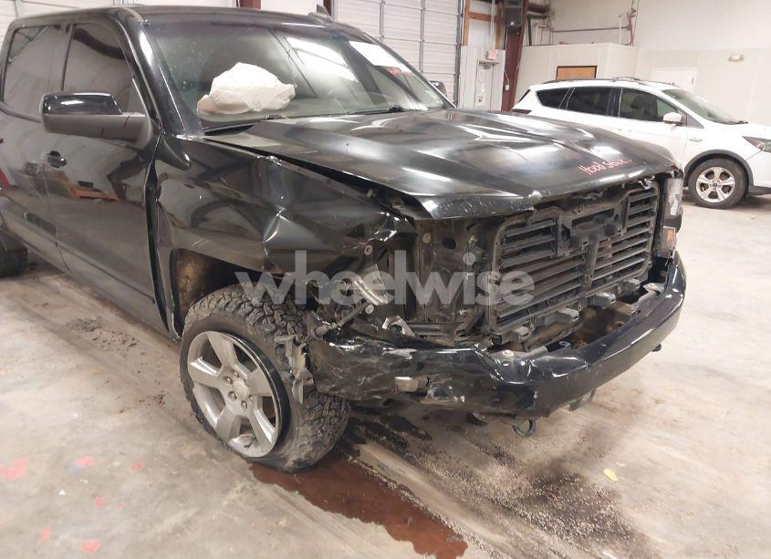 Photo 6 of 2017 Chevrolet Silverado 1500 2LT (VIN 3GCUKREC6HG501307)