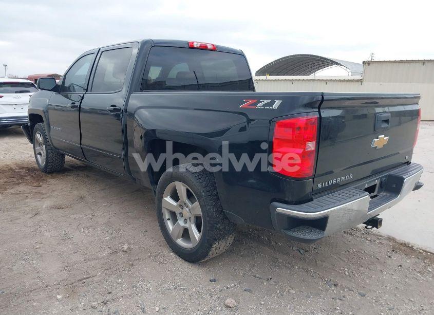 Photo 3 of 2018 Chevrolet Silverado 1500 1LT (VIN 3GCUKREC6JG188779)