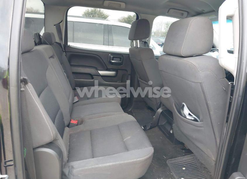 Photo 8 of 2018 Chevrolet Silverado 1500 1LT (VIN 3GCUKREC6JG188779)