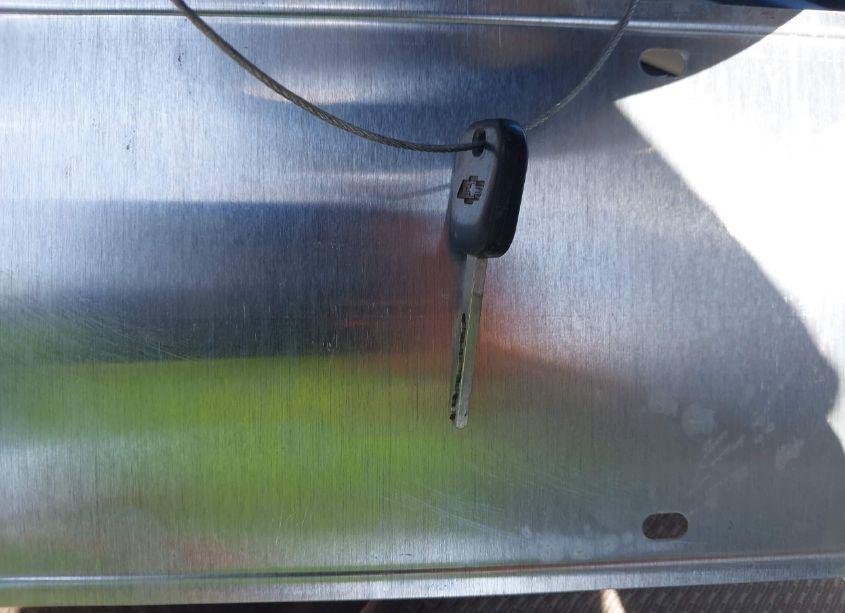 Photo 11 of 2018 Chevrolet Silverado 1500 2LT (VIN 3GCUKREC6JG380073)