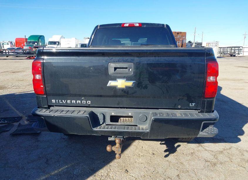 Photo 16 of 2018 Chevrolet Silverado 1500 2LT (VIN 3GCUKREC6JG426498)