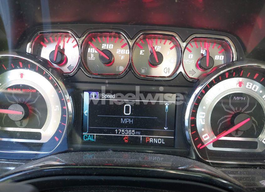 Photo 7 of 2018 Chevrolet Silverado 1500 2LT (VIN 3GCUKREC6JG466743)