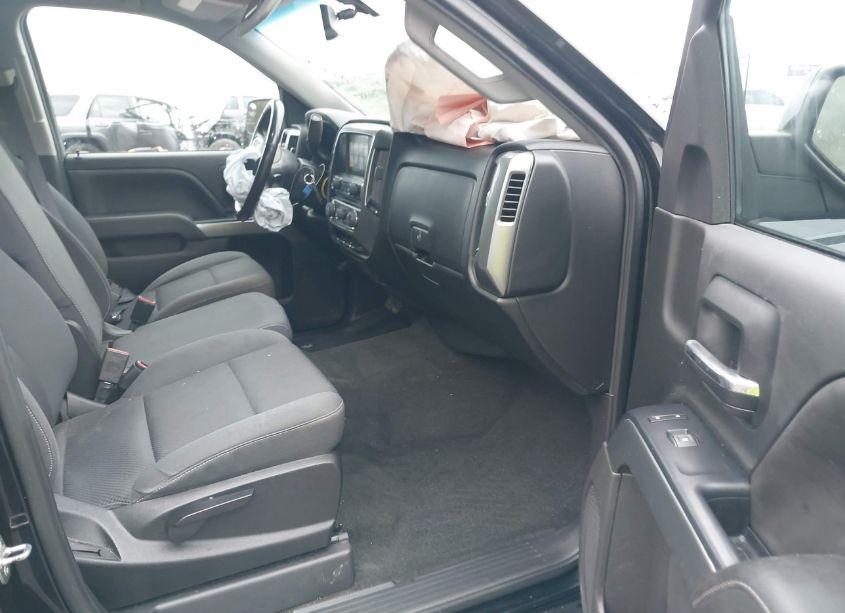 Photo 5 of 2018 Chevrolet Silverado 1500 1LT (VIN 3GCUKREC6JG469920)