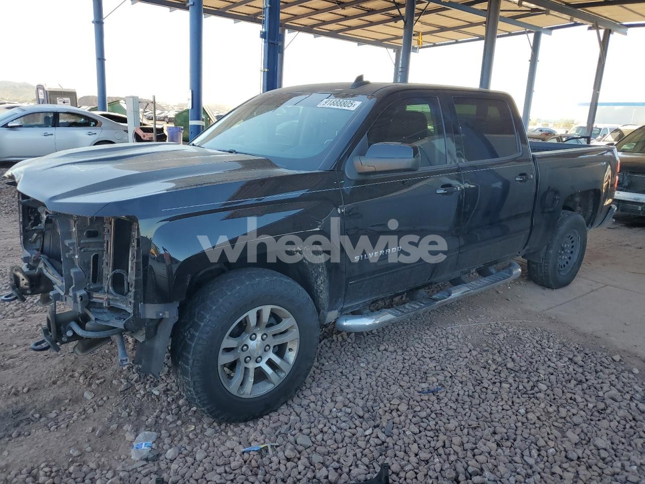 2018 CHEVROLET SILVERADO K1500 LT (VIN 3GCUKREC6JG517223) main photo