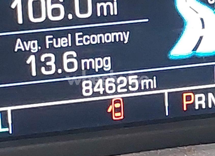 Photo 16 of 2018 Chevrolet Silverado 1500 2LT (VIN 3GCUKREC6JG530621)