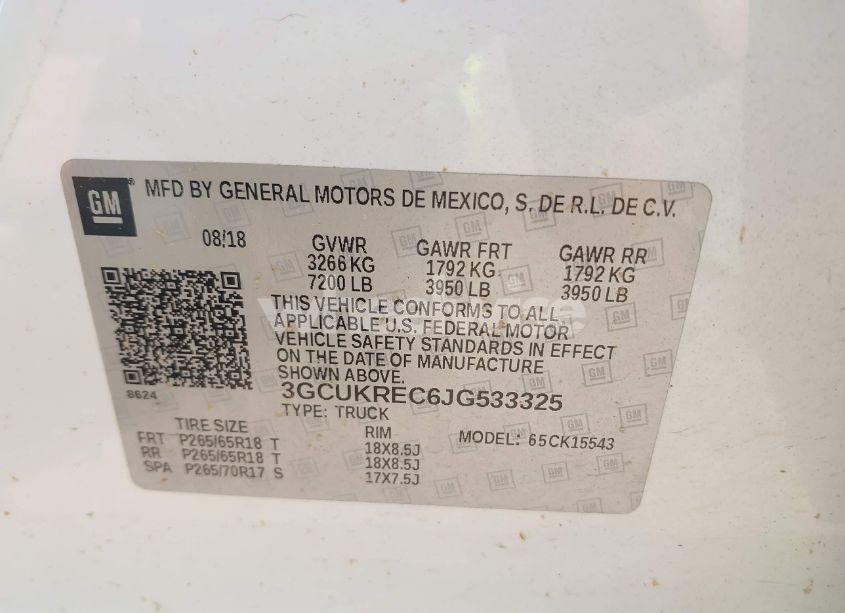 Photo 9 of 2018 Chevrolet Silverado 1500 2LT (VIN 3GCUKREC6JG533325)