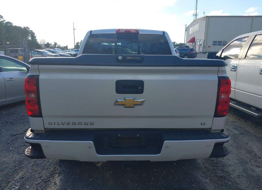 Photo 16 of 2018 Chevrolet Silverado 1500 2LT (VIN 3GCUKREC6JG547189)