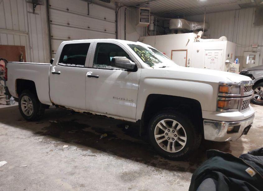 2014 Chevrolet Silverado 1500 1LT (VIN 3GCUKREC7EG410302) main photo