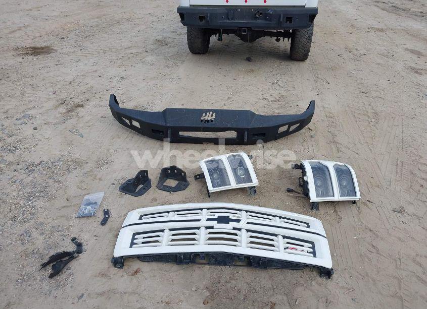 Photo 12 of 2014 Chevrolet Silverado 1500 2LT (VIN 3GCUKREC7EG502056)