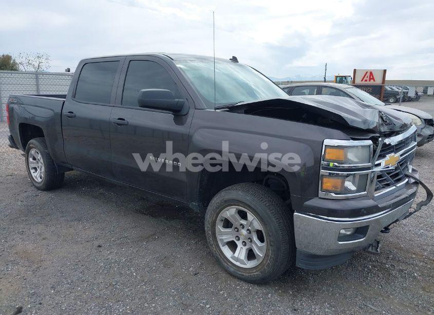 2014 Chevrolet Silverado 1500 2LT (VIN 3GCUKREC7EG561639) main photo