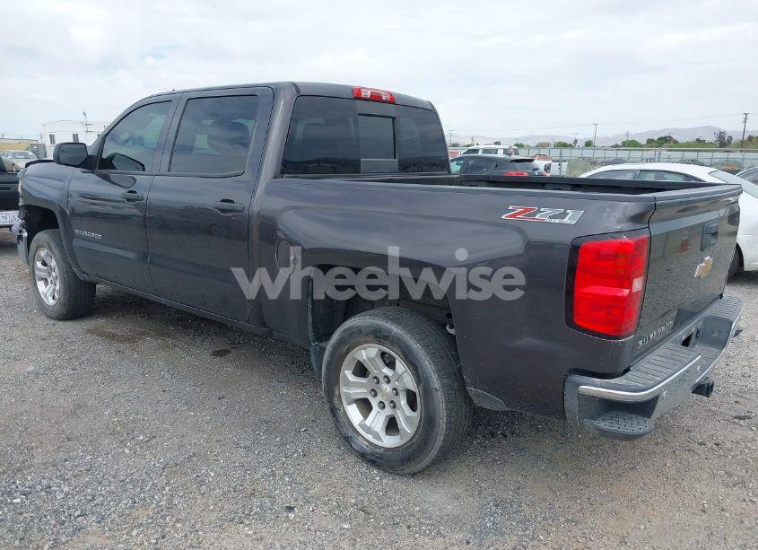 Photo 3 of 2014 Chevrolet Silverado 1500 2LT (VIN 3GCUKREC7EG561639)