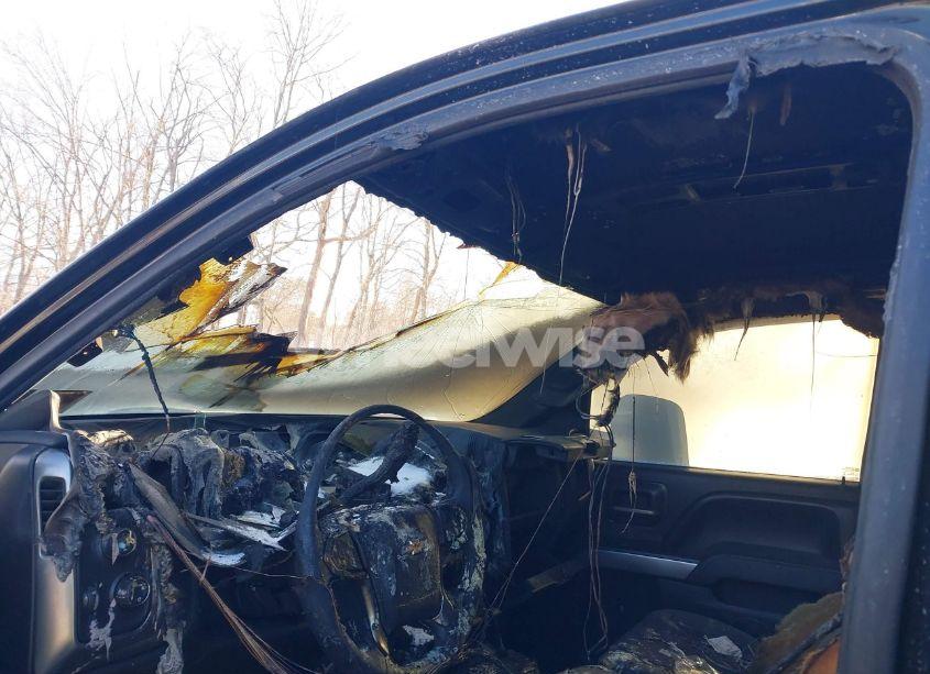 Photo 11 of 2015 Chevrolet Silverado 1500 1LT/2LT (VIN 3GCUKREC7FG110728)