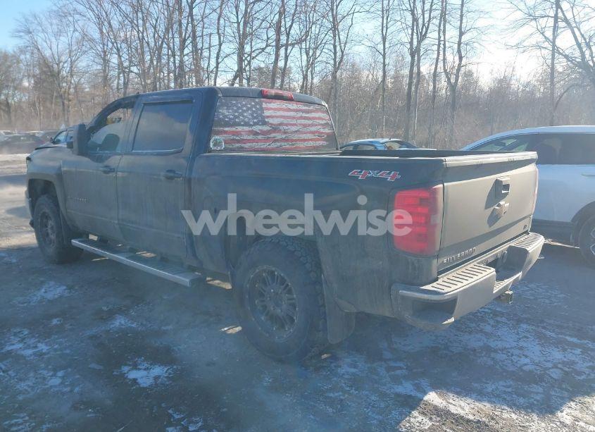 Photo 3 of 2015 Chevrolet Silverado 1500 1LT/2LT (VIN 3GCUKREC7FG110728)