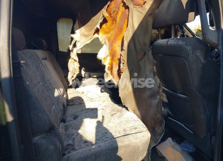 Photo 8 of 2015 Chevrolet Silverado 1500 1LT/2LT (VIN 3GCUKREC7FG110728)