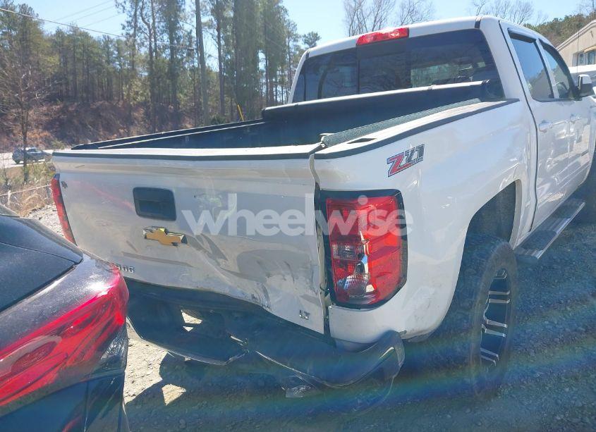 Photo 16 of 2015 Chevrolet Silverado 1500 2LT (VIN 3GCUKREC7FG179404)