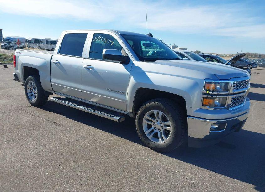 2015 Chevrolet Silverado 1500 1LT (VIN 3GCUKREC7FG192038) main photo