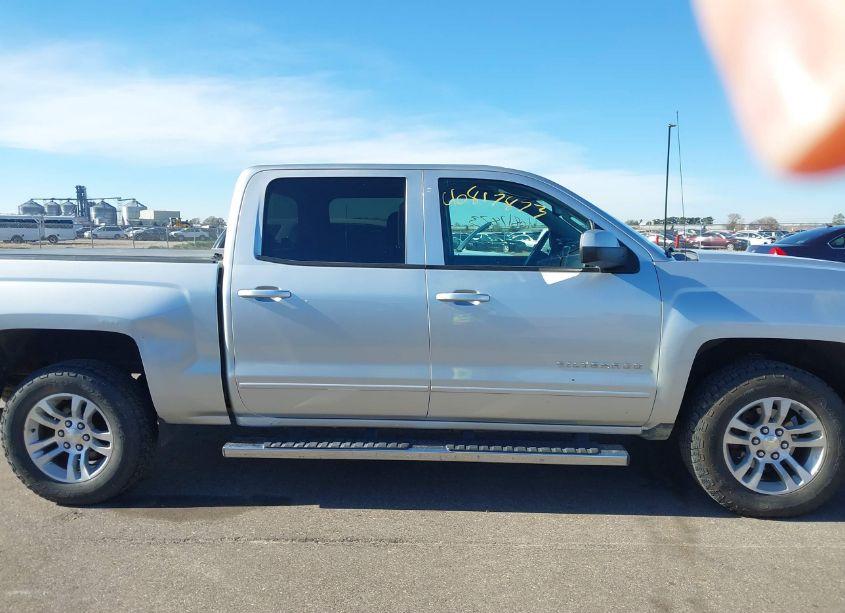 Photo 13 of 2015 Chevrolet Silverado 1500 1LT (VIN 3GCUKREC7FG192038)