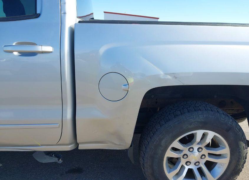 Photo 19 of 2015 Chevrolet Silverado 1500 1LT (VIN 3GCUKREC7FG192038)