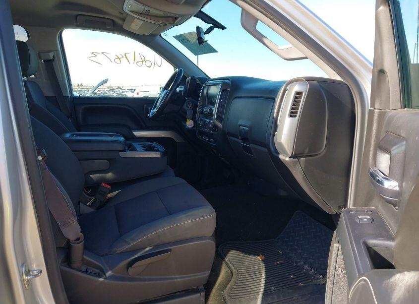 Photo 5 of 2015 Chevrolet Silverado 1500 1LT (VIN 3GCUKREC7FG192038)