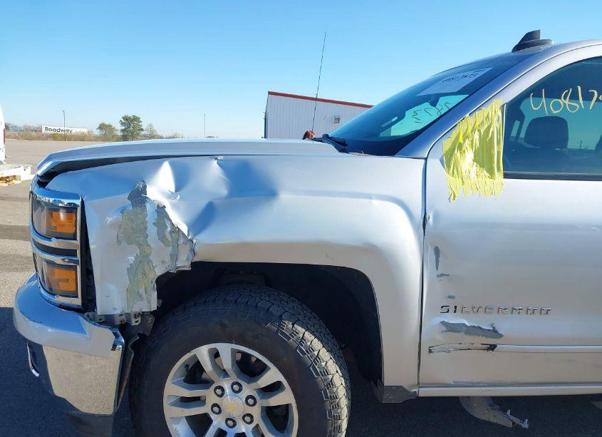 Photo 6 of 2015 Chevrolet Silverado 1500 1LT (VIN 3GCUKREC7FG192038)