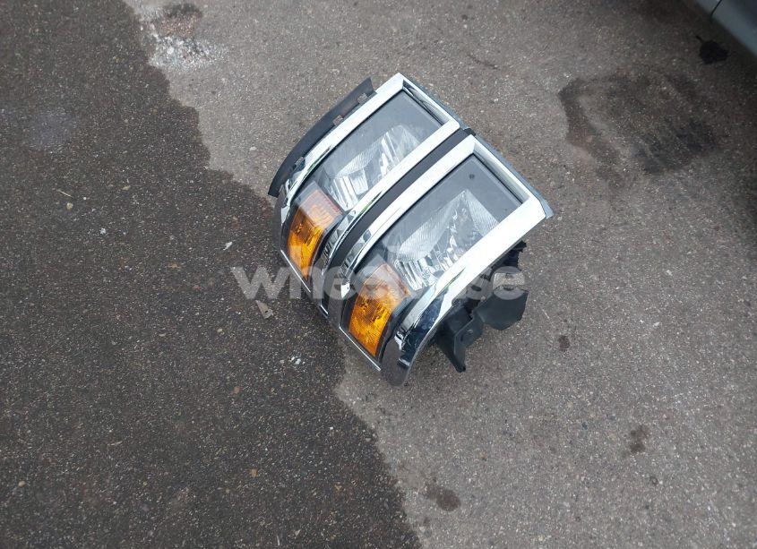 Photo 12 of 2015 Chevrolet Silverado 1500 1LT (VIN 3GCUKREC7FG204754)