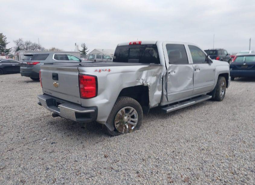 Photo 4 of 2015 Chevrolet Silverado 1500 1LT (VIN 3GCUKREC7FG315918)