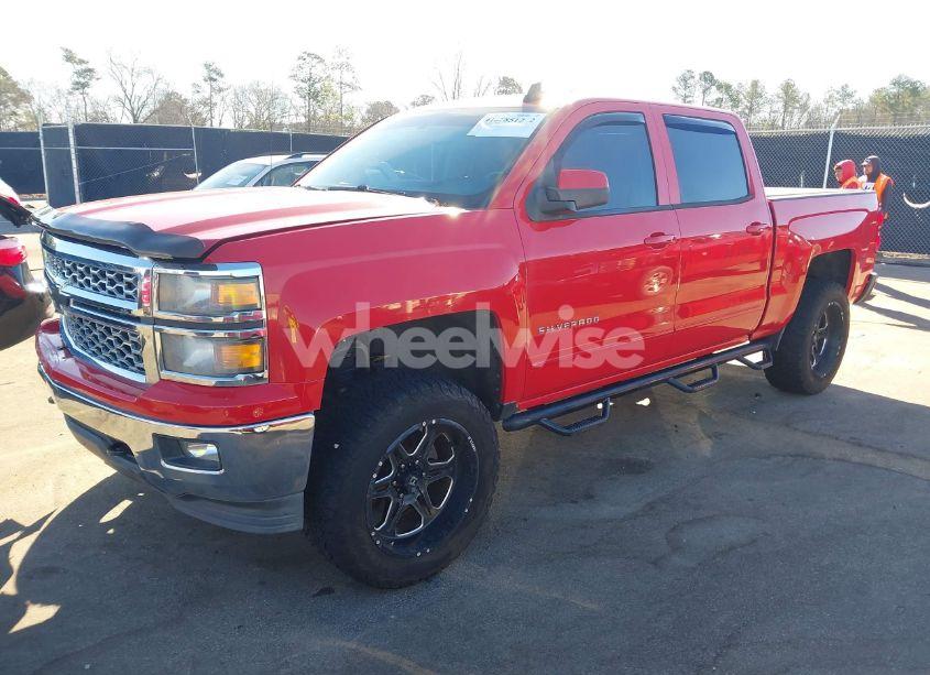 Photo 2 of 2015 Chevrolet Silverado 1500 1LT (VIN 3GCUKREC7FG328278)