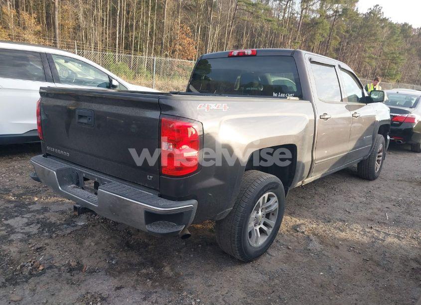 Photo 4 of 2015 Chevrolet Silverado 1500 1LT (VIN 3GCUKREC7FG334551)