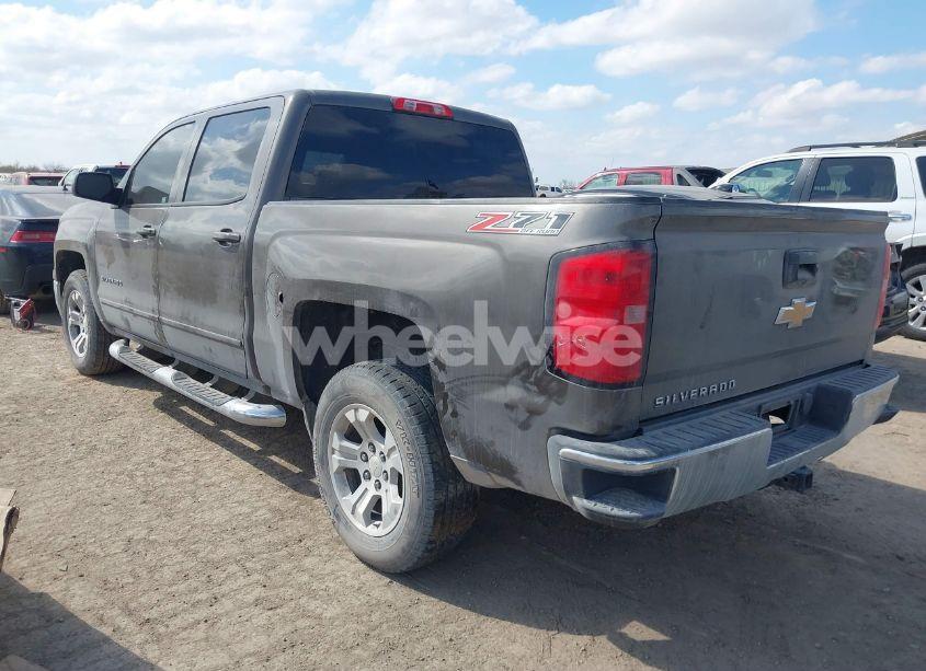 Photo 3 of 2015 Chevrolet Silverado 1500 2LT (VIN 3GCUKREC7FG402900)