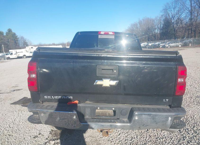 Photo 16 of 2015 Chevrolet Silverado 1500 2LT (VIN 3GCUKREC7FG451188)