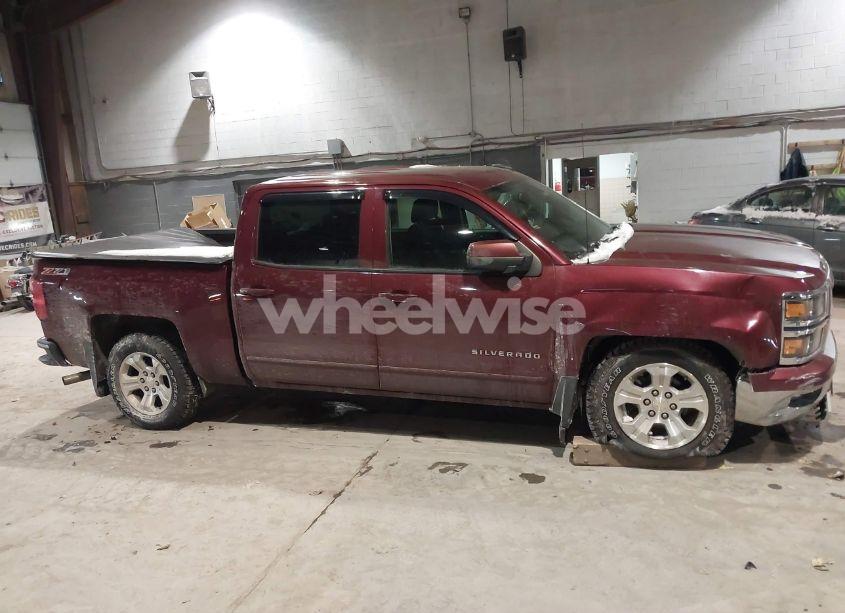 Photo 13 of 2015 Chevrolet Silverado 1500 2LT (VIN 3GCUKREC7FG453670)