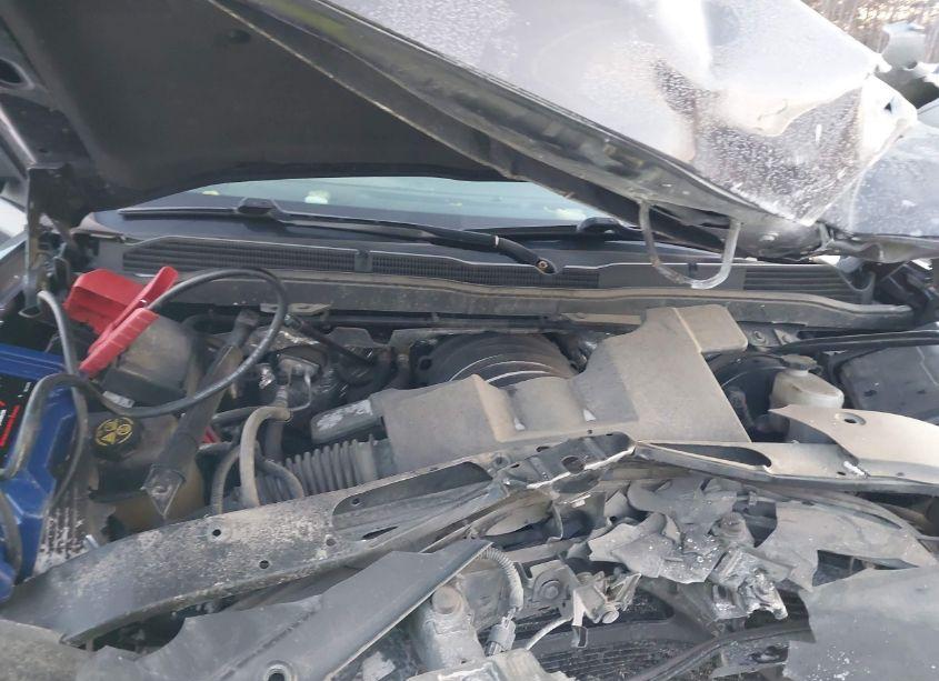 Photo 10 of 2015 Chevrolet Silverado 1500 1LT (VIN 3GCUKREC7FG469495)