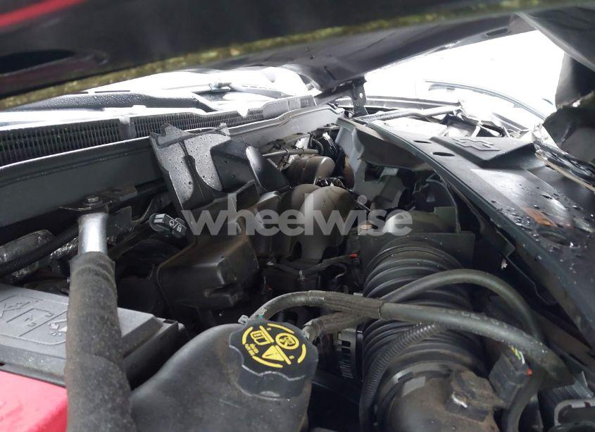 Photo 10 of 2015 Chevrolet Silverado 1500 1LT (VIN 3GCUKREC7FG516623)