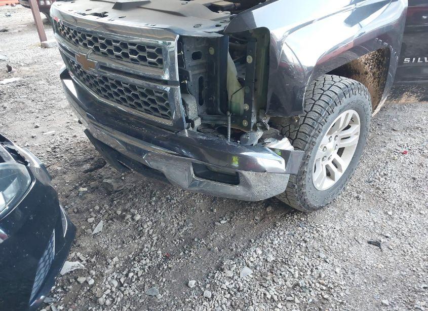 Photo 6 of 2015 Chevrolet Silverado 1500 1LT (VIN 3GCUKREC7FG529856)