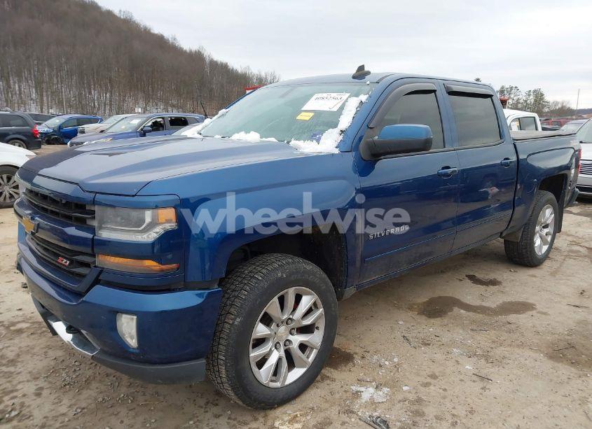 Photo 2 of 2016 Chevrolet Silverado 1500 2LT (VIN 3GCUKREC7GG145240)