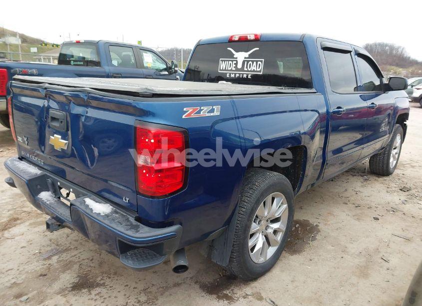 Photo 4 of 2016 Chevrolet Silverado 1500 2LT (VIN 3GCUKREC7GG145240)