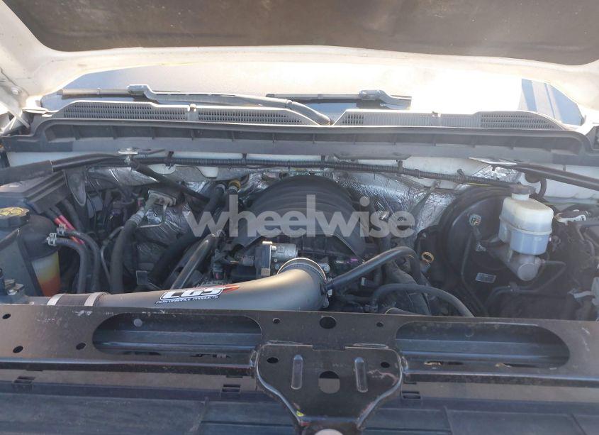 Photo 10 of 2016 Chevrolet Silverado 1500 2LT (VIN 3GCUKREC7GG237495)