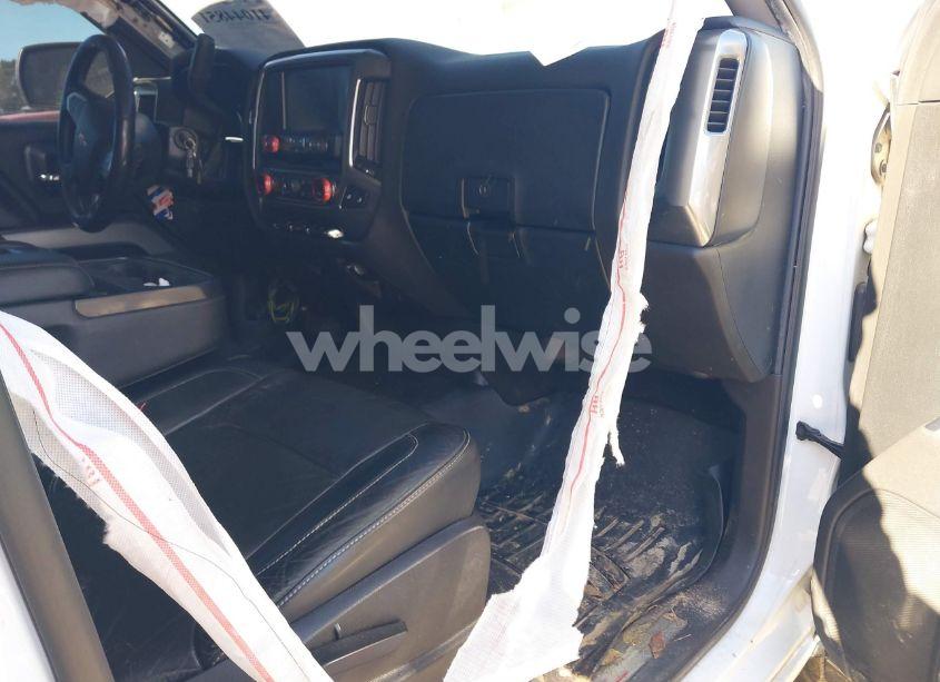 Photo 5 of 2016 Chevrolet Silverado 1500 2LT (VIN 3GCUKREC7GG237495)