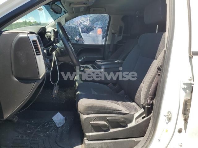 Photo 2 of 2017 CHEVROLET SILVERADO K1500 LT N/A (VIN 3GCUKREC7GG237741)