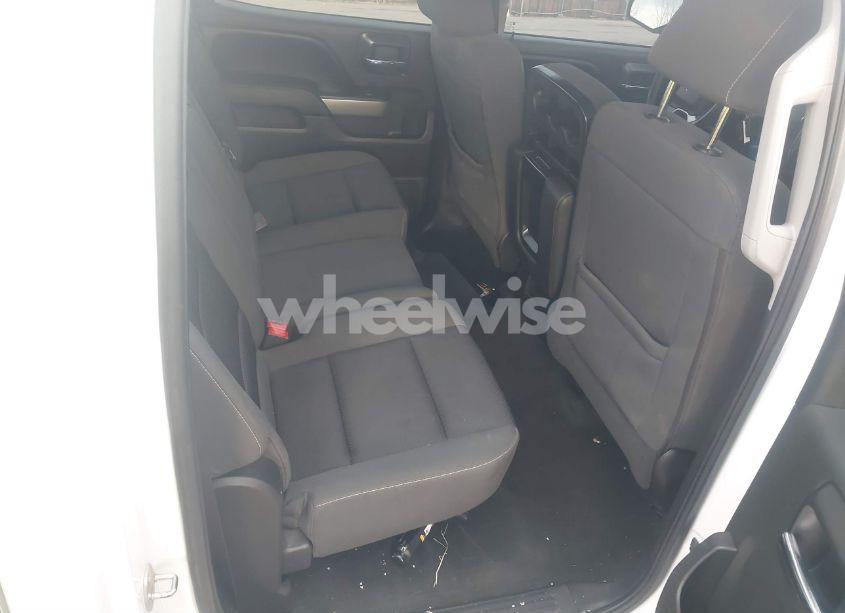 Photo 8 of 2016 Chevrolet Silverado 1500 2LT (VIN 3GCUKREC7GG248724)