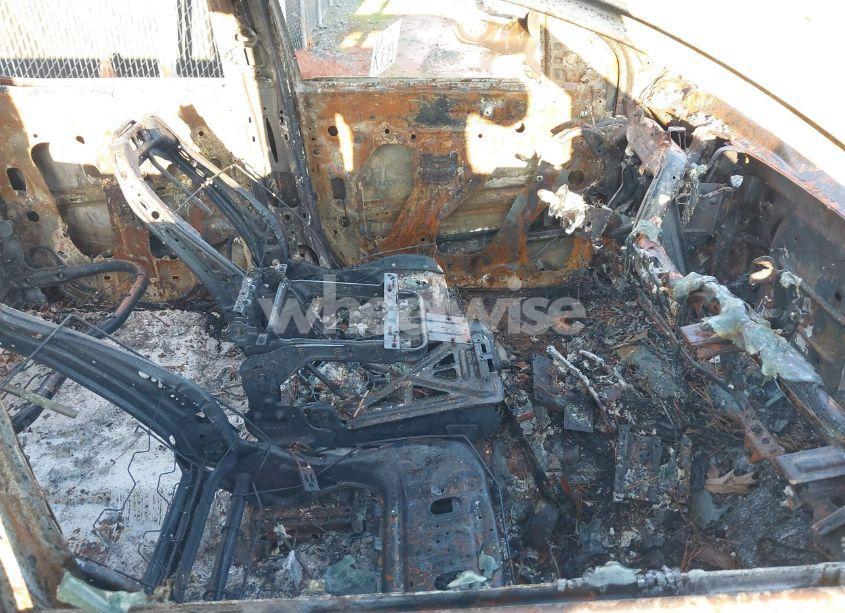 Photo 5 of 2016 Chevrolet Silverado 1500 2LT (VIN 3GCUKREC7GG303883)