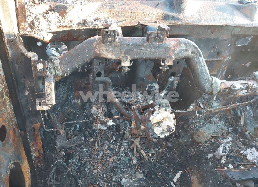 Photo 7 of 2016 Chevrolet Silverado 1500 2LT (VIN 3GCUKREC7GG303883)