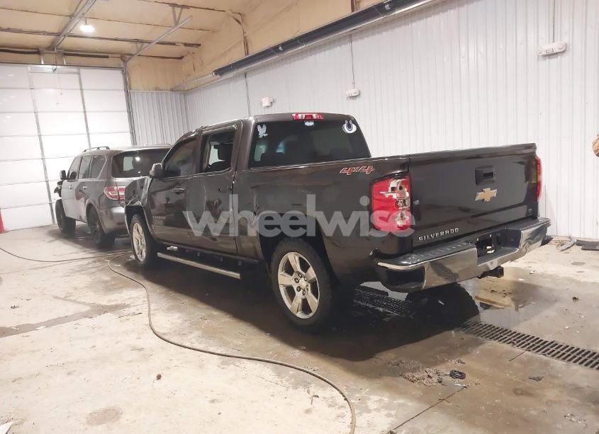 Photo 3 of 2016 Chevrolet Silverado 1500 1LT (VIN 3GCUKREC7GG320313)