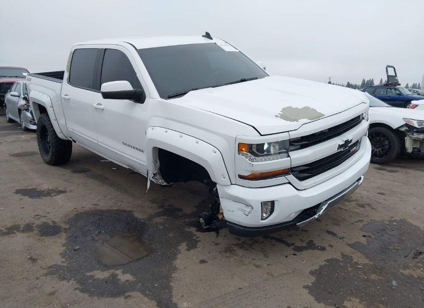 2016 Chevrolet Silverado 1500 2LT (VIN 3GCUKREC7GG336706) main photo