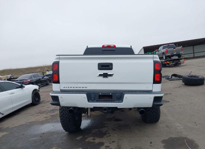 Photo 17 of 2016 Chevrolet Silverado 1500 2LT (VIN 3GCUKREC7GG336706)