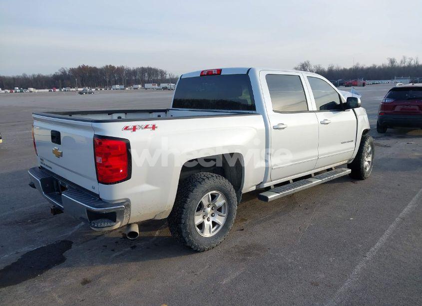 Photo 4 of 2016 Chevrolet Silverado 1500 1LT (VIN 3GCUKREC7GG342392)