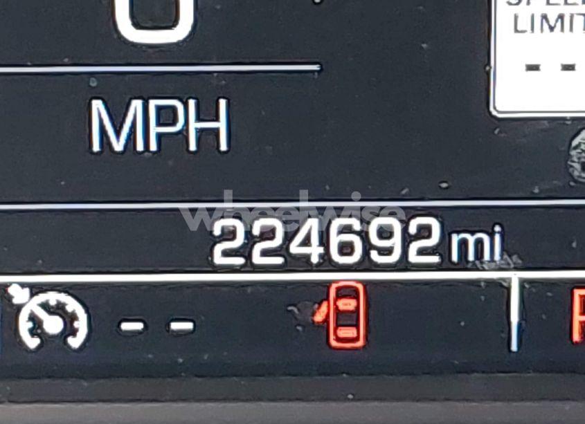 Photo 15 of 2017 Chevrolet Silverado 1500 2LT (VIN 3GCUKREC7HG100199)